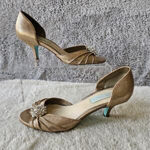 Betsey Johnson Women Stun Metallic D'Orsay Kitten Heels Size 7.5 Gold Rhinestone